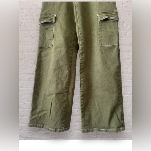 Forever 21 Honey Peach Twill Cargo Straight Leg Pants Cypress Green Sz XS - Picture 6 of 10
